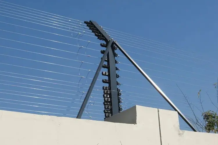 electrical-fencing-wire