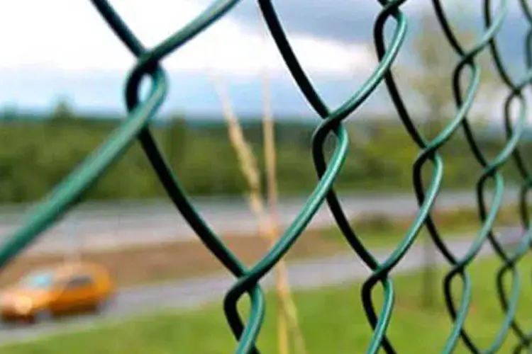 pvc-chainlink-fencing-wire