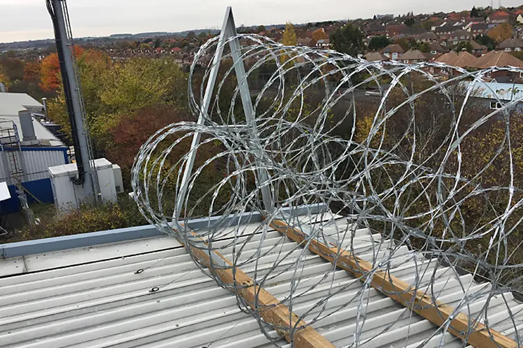 pyramid-fencing