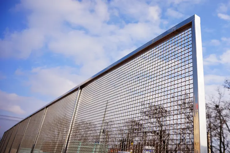 welded-mesh-fence